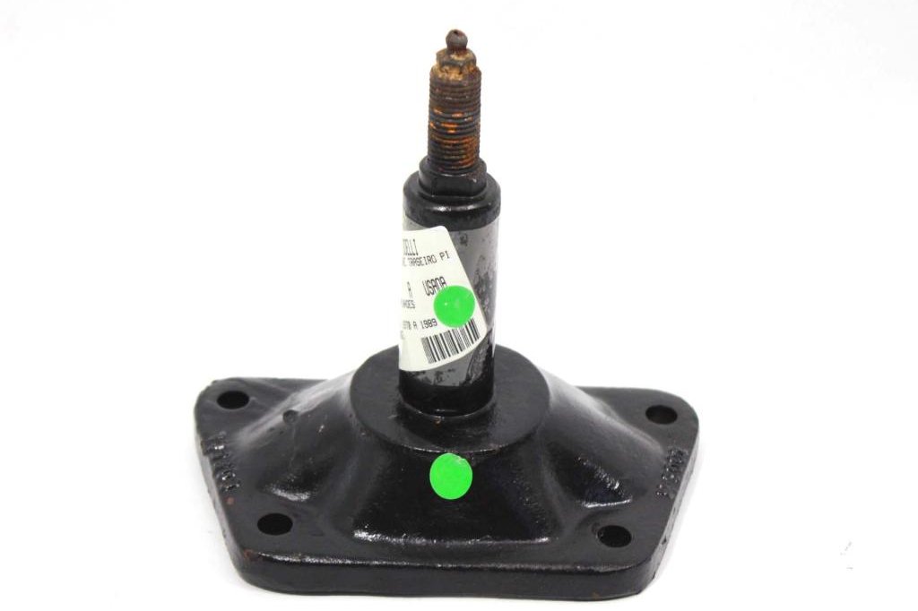 SUPORTE MOLA FEIXE TRASEIRO PINO MB 608 70/89 USADO (270)